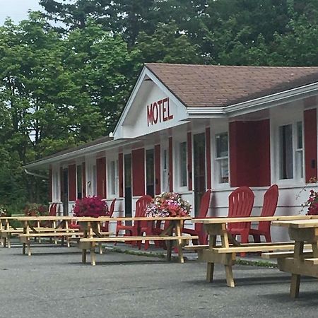 Webbers Lake Charlotte Motel Queen And Double Bed Exterior foto