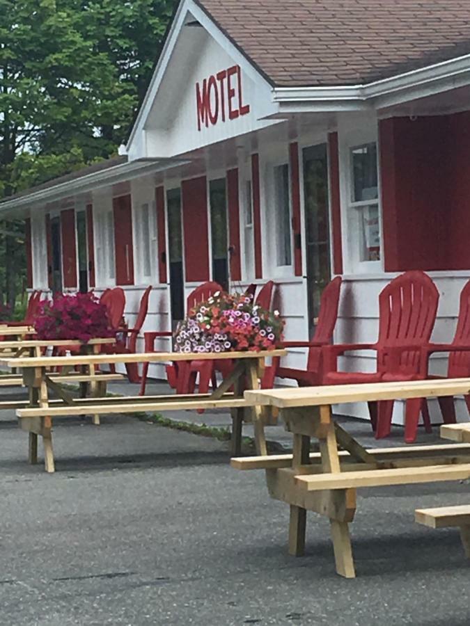 Webbers Lake Charlotte Motel Queen And Double Bed Exterior foto